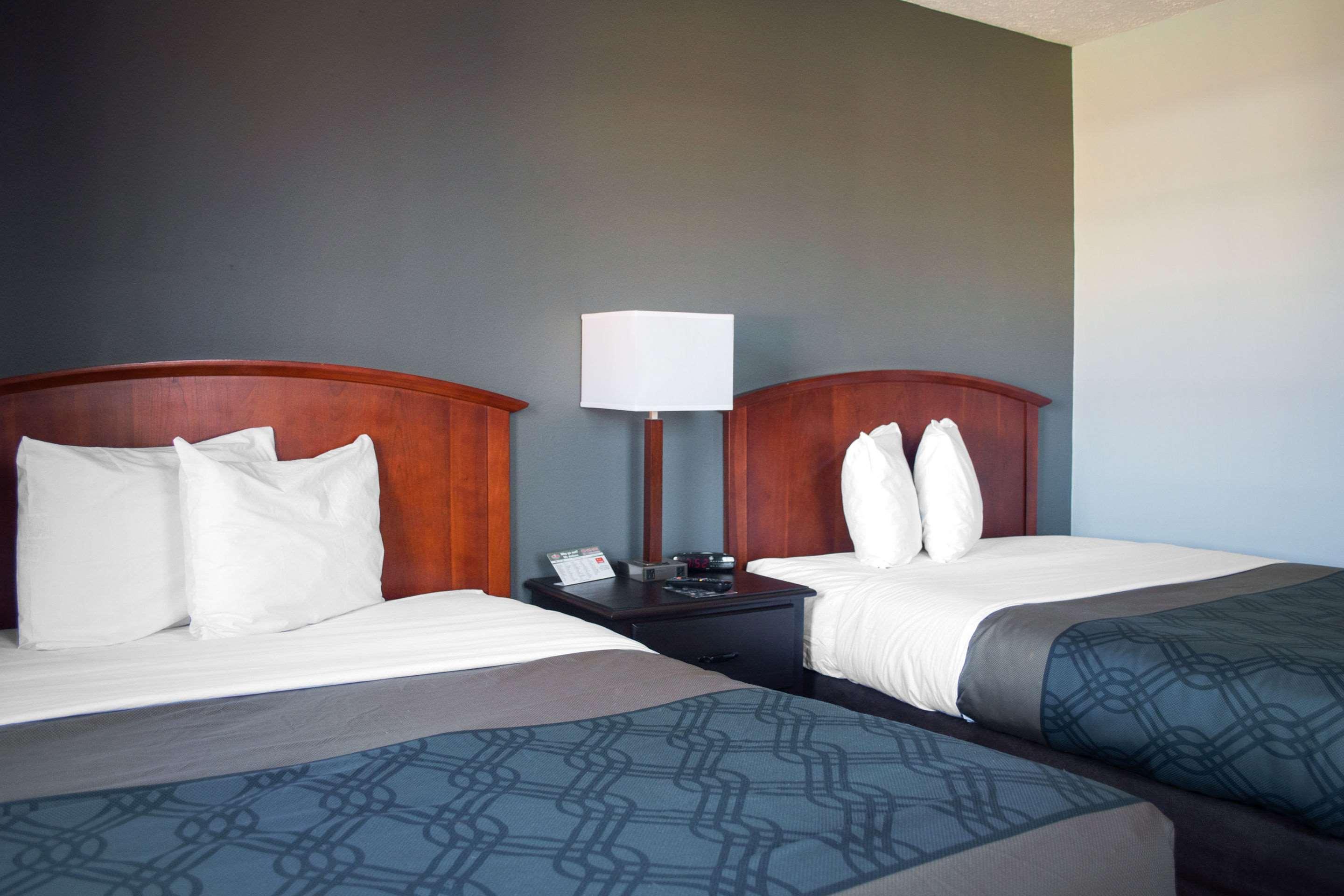 Econo Lodge Inn & Suites South Sandusky Eksteriør bilde