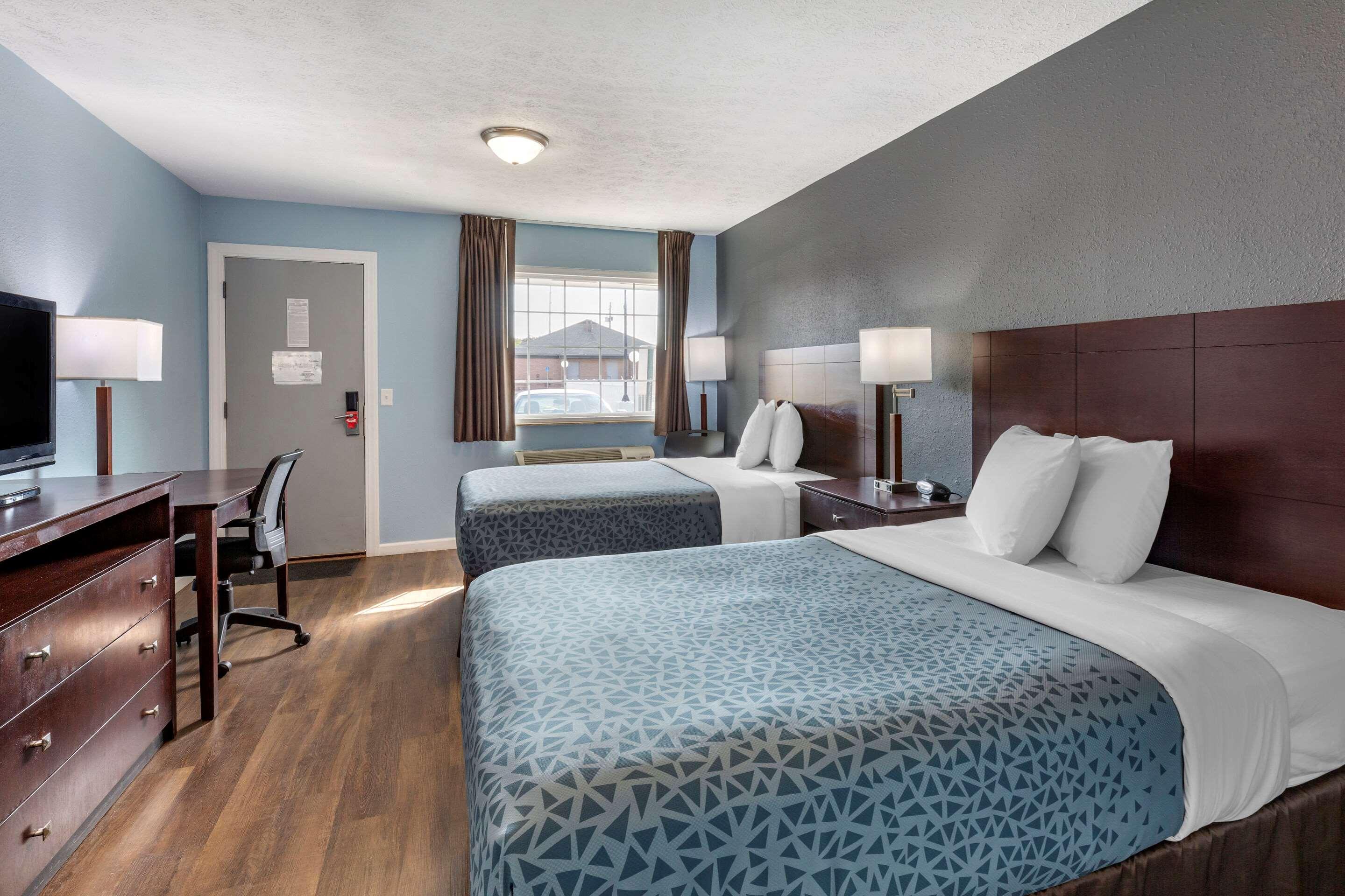 Econo Lodge Inn & Suites South Sandusky Eksteriør bilde