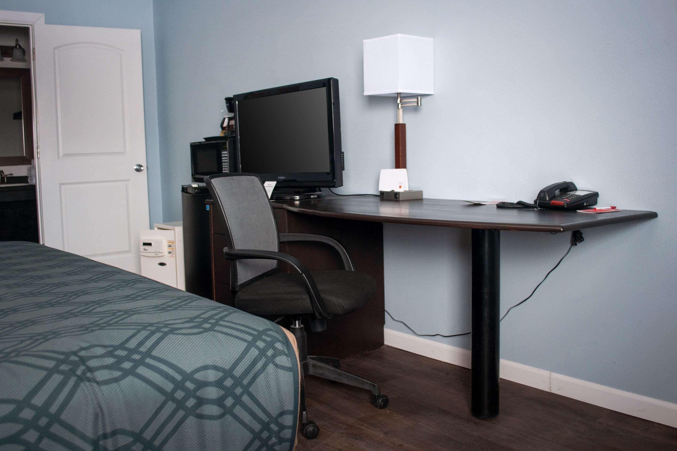 Econo Lodge Inn & Suites South Sandusky Eksteriør bilde