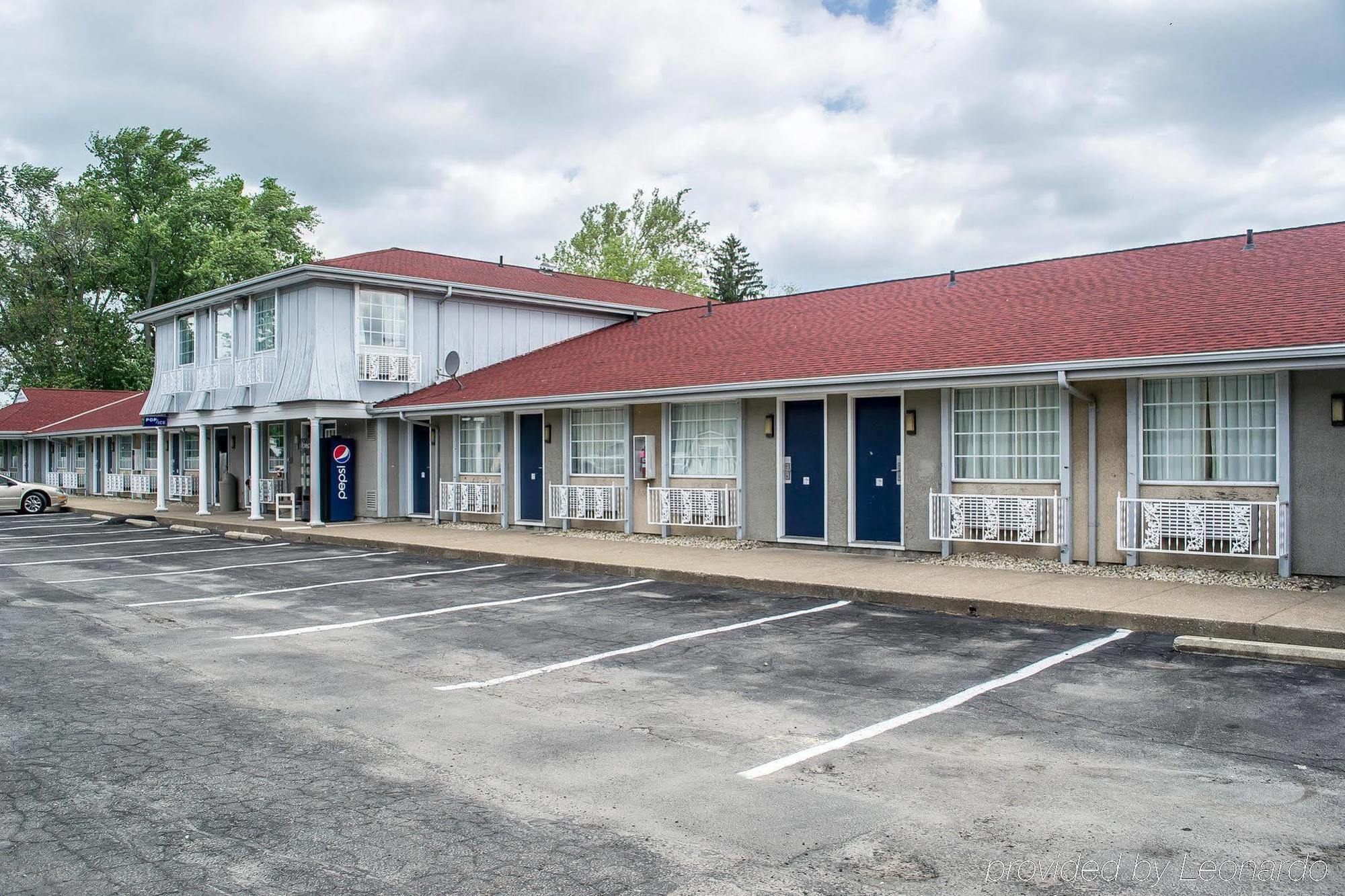 Econo Lodge Inn & Suites South Sandusky Eksteriør bilde